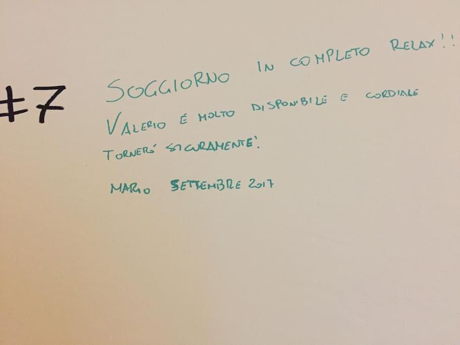 Fresco E Colorato Appartamentino In Narni Scalo Bagian luar foto